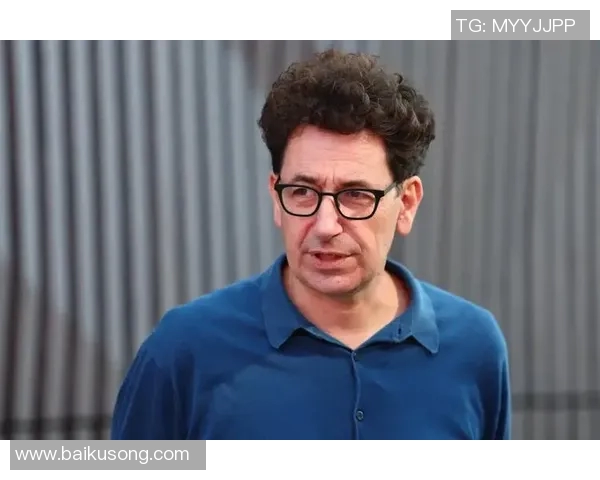 堤格雷斯在洛杉矶的激烈对决揭示足球战术与团队精神的较量